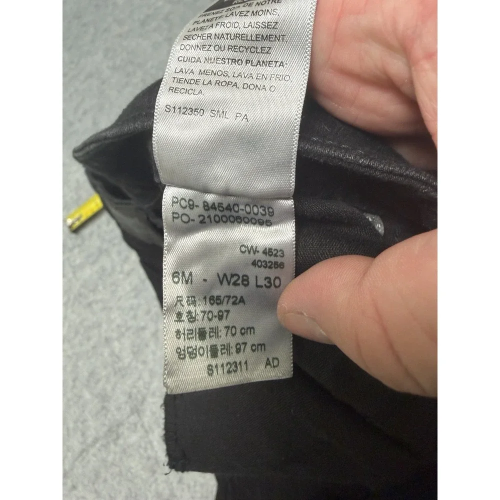 Levi Strauss mid-rise skinny black jeans pants‎ women's 6 (28W x 30L)